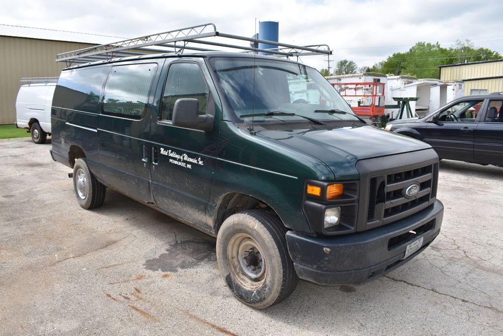 (2009) FORD E350 ECONOLINE VAN, GREEN, SHOWS 199,850 MILES