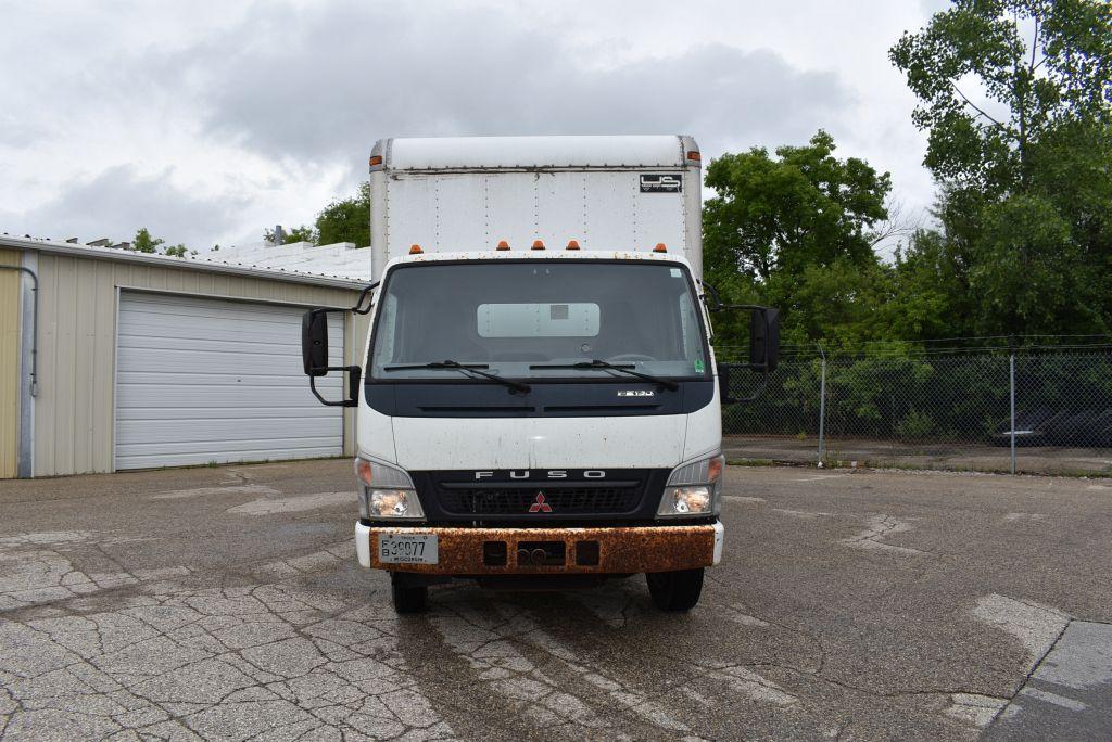 2003 MITSUBISHI FUSO 22' BOX TRUCK, MODEL FE180