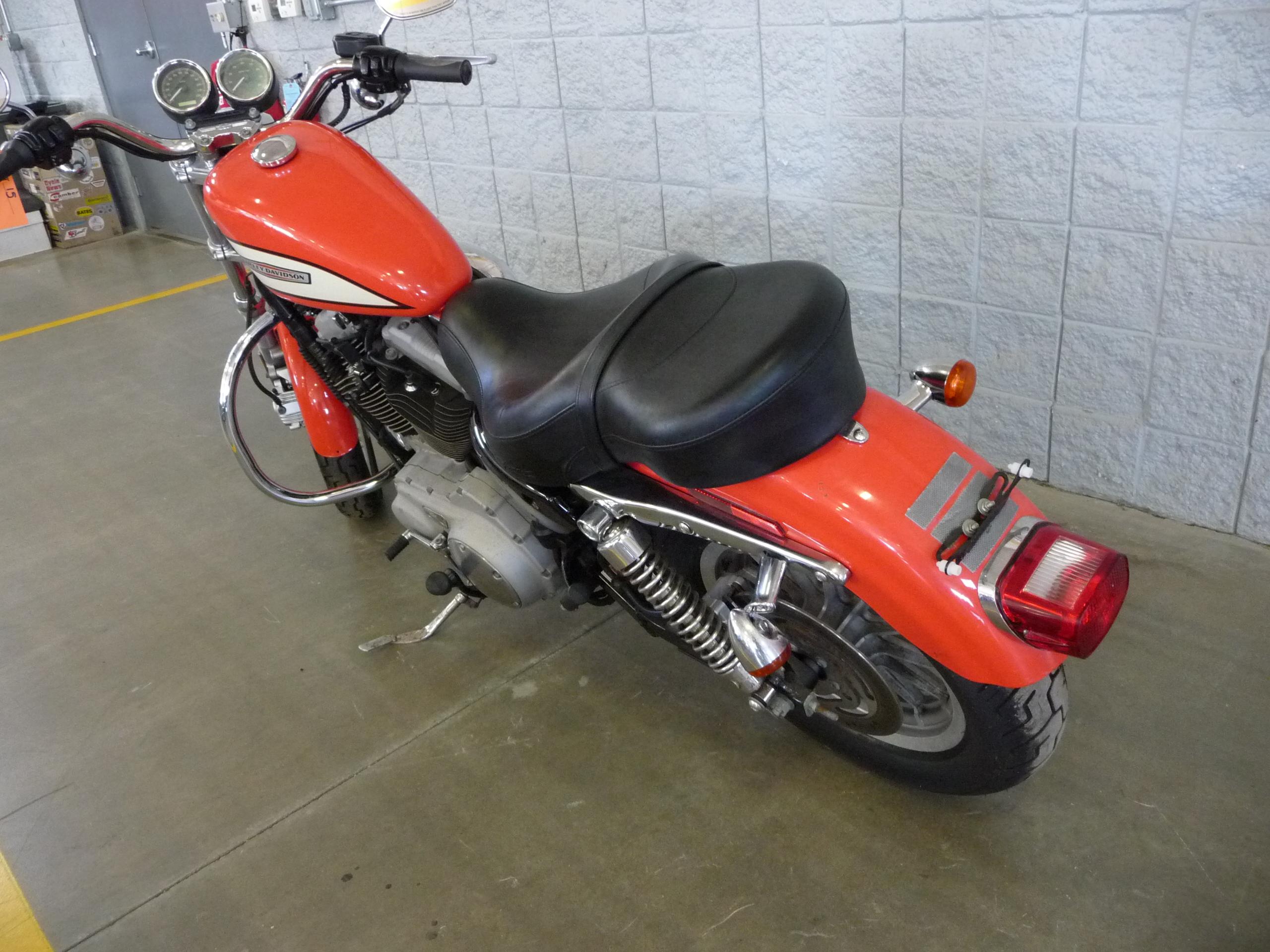 2004 HARLEY DAVIDSON XL1200R, SHOWS 7,422 MILES,