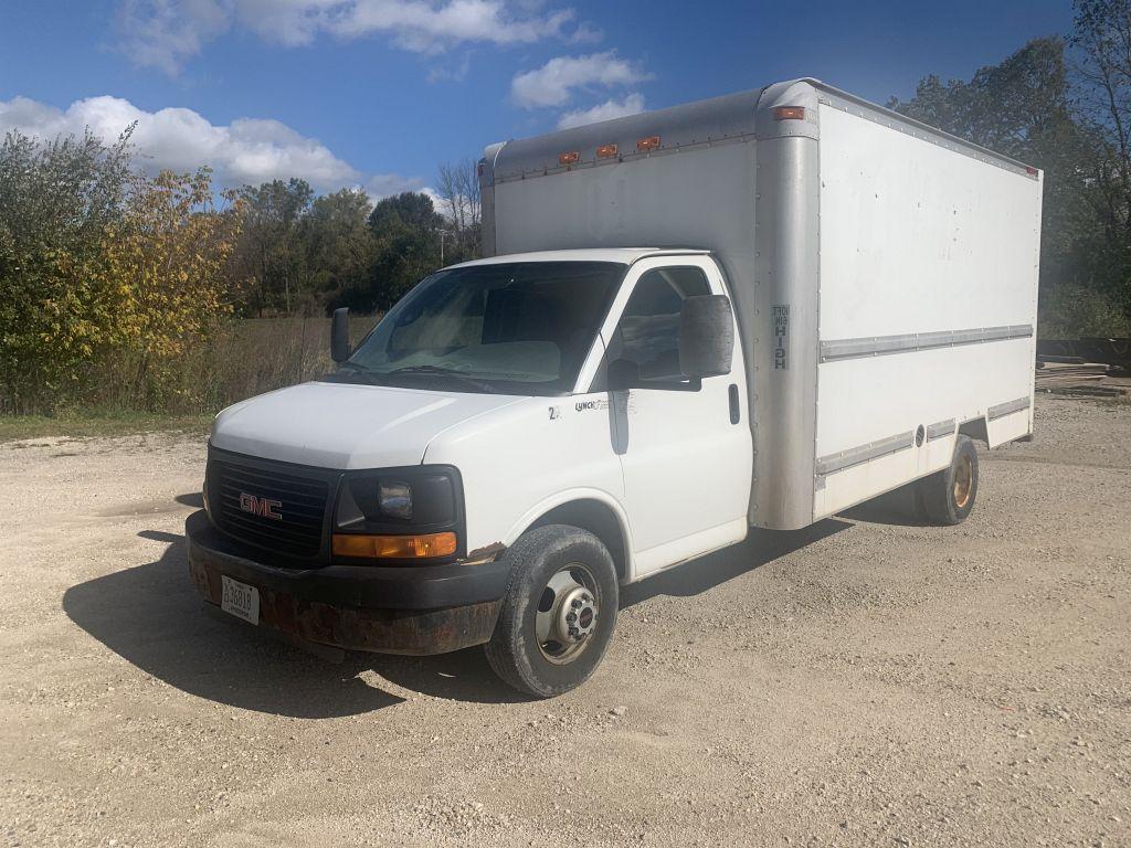 (2007)  GMC SAVANA 14' BOX TRUCK, VIN 1GDHG31U871901389,