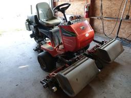 2007 JACOBSEN FAIRWAY RIDE ON GREENS MOWER,