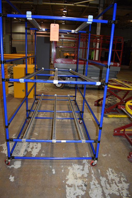 BLUE GRAVITY RACK WITH THREE LEVELS, ON CASTERS,