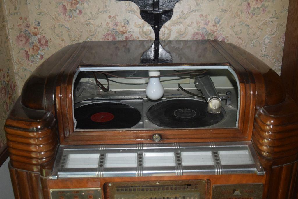 1938 SEEBURG GEM JUKEBOX