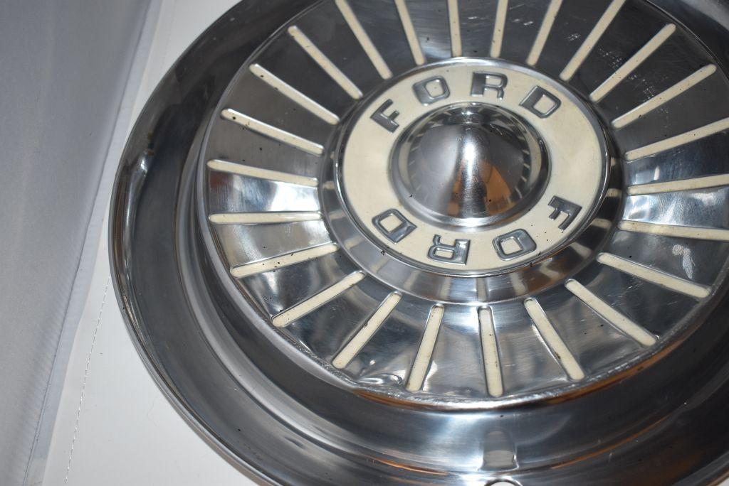 SET OF (4) VINTAGE FORD HUBCAPS, 14"