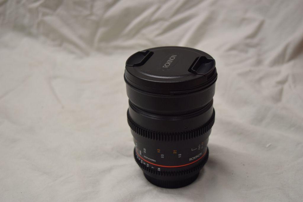 ROKINON 1.5/24mm CAMERA LENS