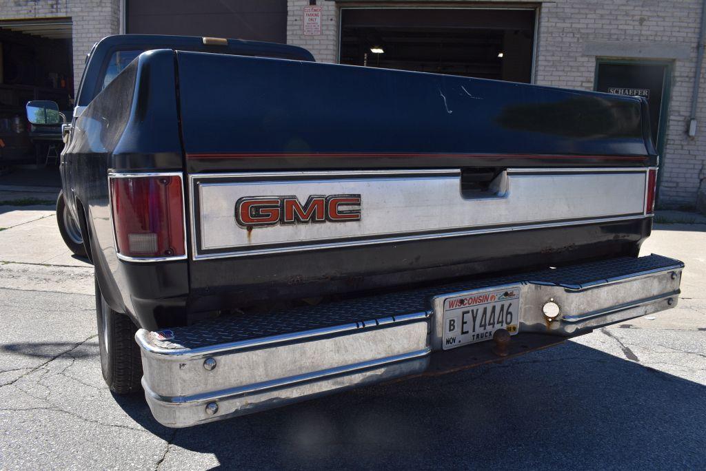 1986 C1500 GMC WIDESIDE  PICKUP TRUCK, NEW CRATE ENGINE,