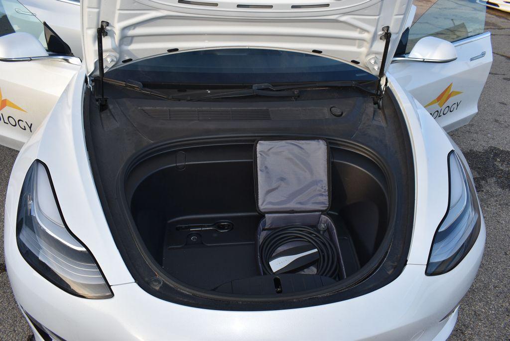 #312 (2019) TESLA MODEL 3 4 DOOR SEDAN,