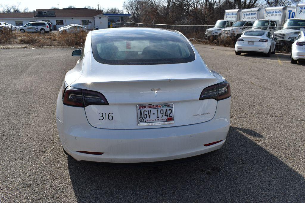 #316 (2019) TESLA MODEL 3 4 DOOR SEDAN,