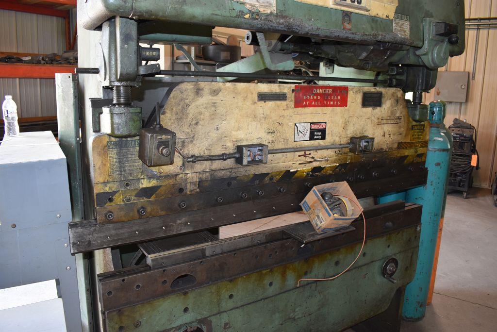 CINCINNATI 30 TON PRESS BRAKE, MODEL 2-30,