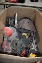 BOX WITH ASSORTED HOLE SAWS, GRINDING DISCS,