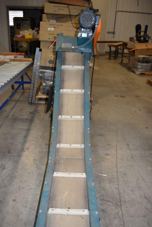 MOBILE CONVEYOR BELT LADDER, 12" BELT, 7' LONG,