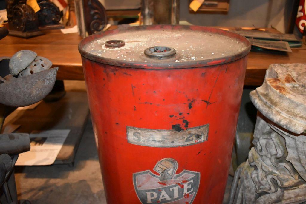 PATE SUPER PATE OIL DRUM WITH SPIGOT