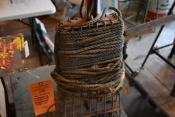 VINTAGE ROPE HOLDER WITH ROPE