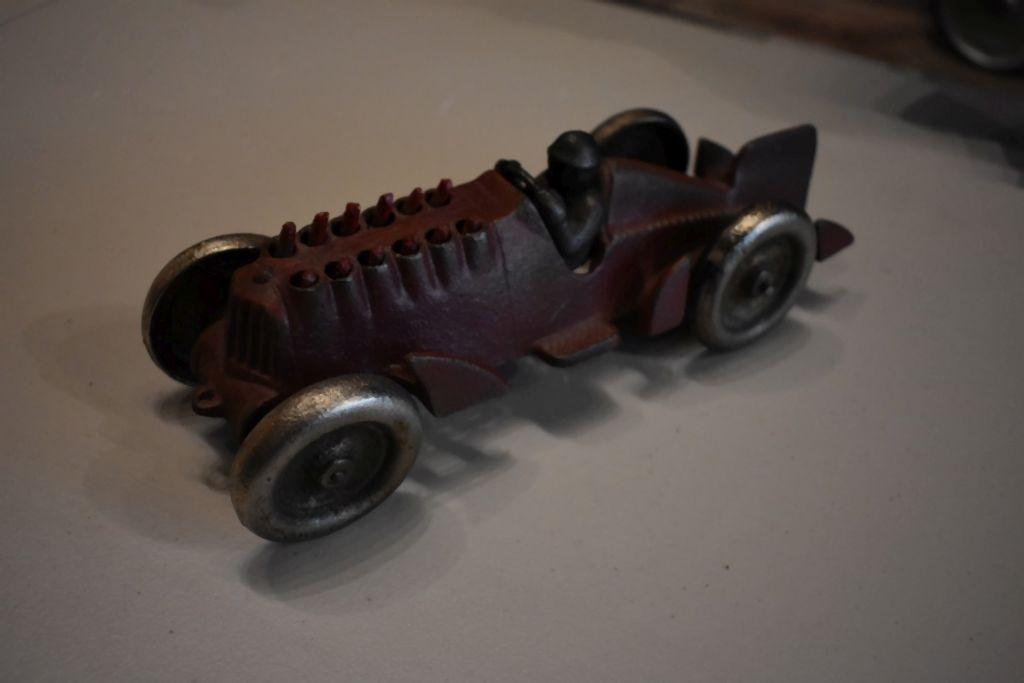 HUBLEY ANTIQUE CAST IRON RACE CAR