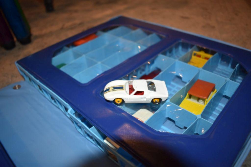 (27) MATCHBOX CARS AND CASE