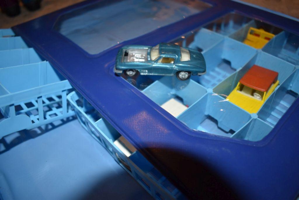 (27) MATCHBOX CARS AND CASE