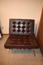 VINTAGE KNOLL BARCELONA STYLE CHAIR W/EXTRA CUSHIONS