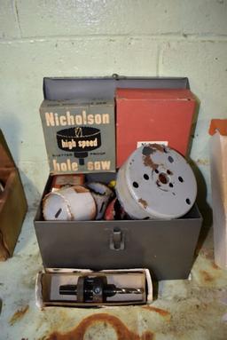 HIGH SPEED HOLE SAW VARIOUS SIZES, IN GRAY METAL BOX