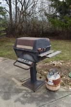 TURCO GRILL AND PROPANE TANK