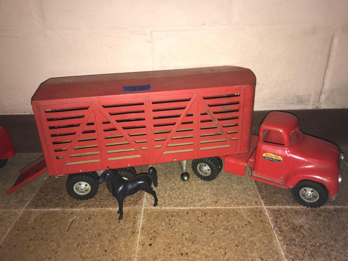 1960's Original Tonka "Livestock Hauler"