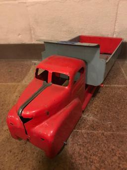 1950's-60's Original Lumar Contractors Metal Toy Truck