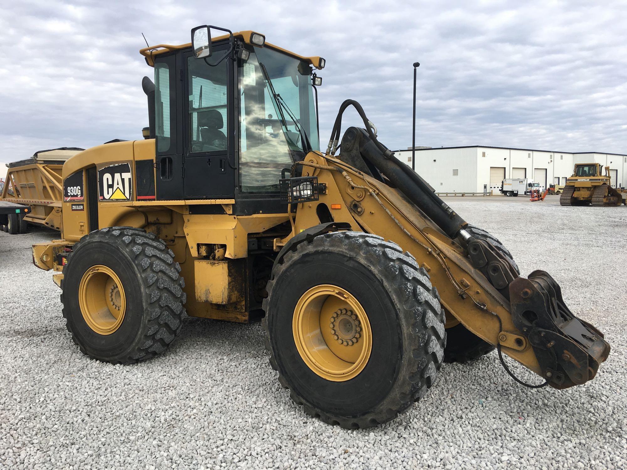 **UPDATE- BUCKET NOW INCLUDED!!2007 Catapillar 930 front loader