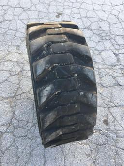 Bobcat Skidloader tire and Rim