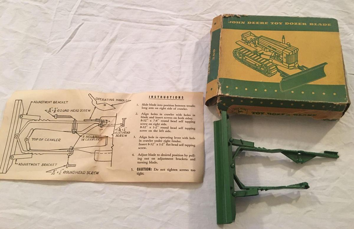 1/16th 1950?s John Deere Toy Dozer blade all original with box, blade and instructions