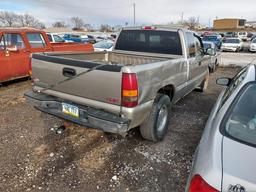 D14 2002 GMC Sierra K1500 2GTEK19T721257053 Tan Abandoned