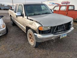 D14 2002 GMC Sierra K1500 2GTEK19T721257053 Tan Abandoned