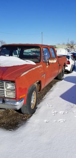 D50 1983 Chevrolet C20 1GCGC23J4US126877 Red Abandoned