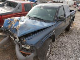 D8 2004 Dodge Dakota Blue 1D7HG38NX4S770416 Blue Accident