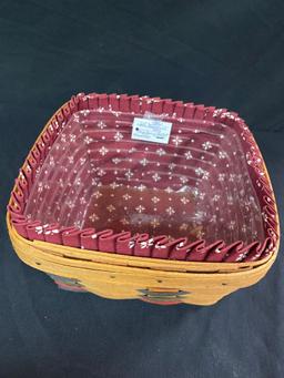 1993 Woven Traditions Basket