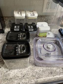 Storage containers with snap lids airtight seal