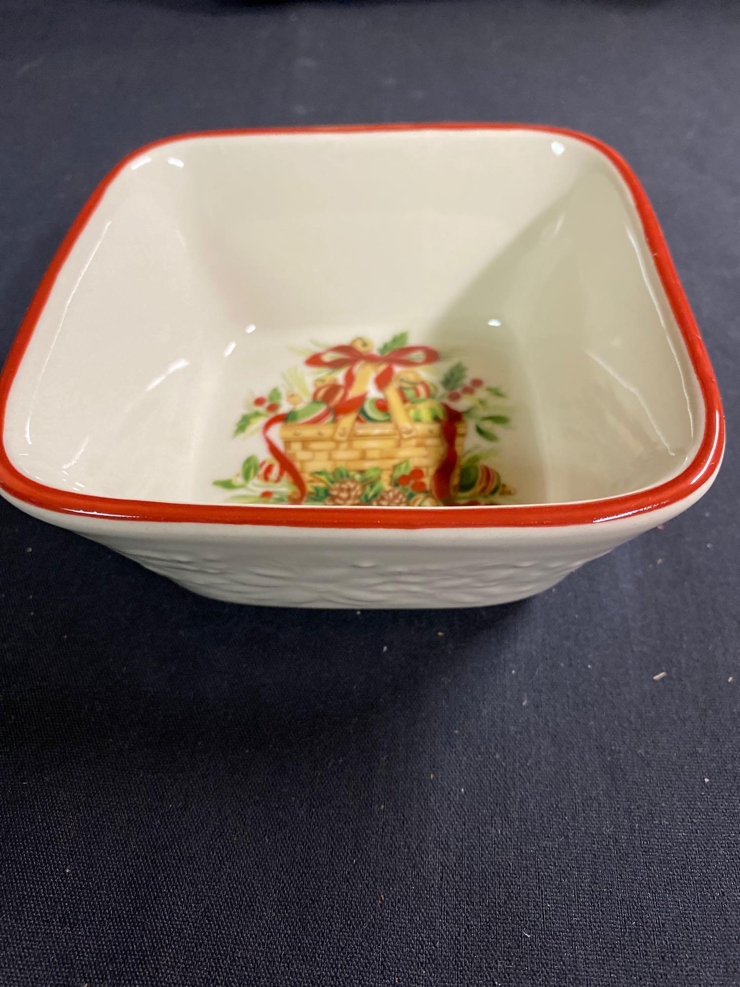 Natures Garland plate, bowl, holiday mug & sign