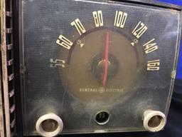 Vintage Musaphonic GENERAL ELECTRIC Radio, currently needs work