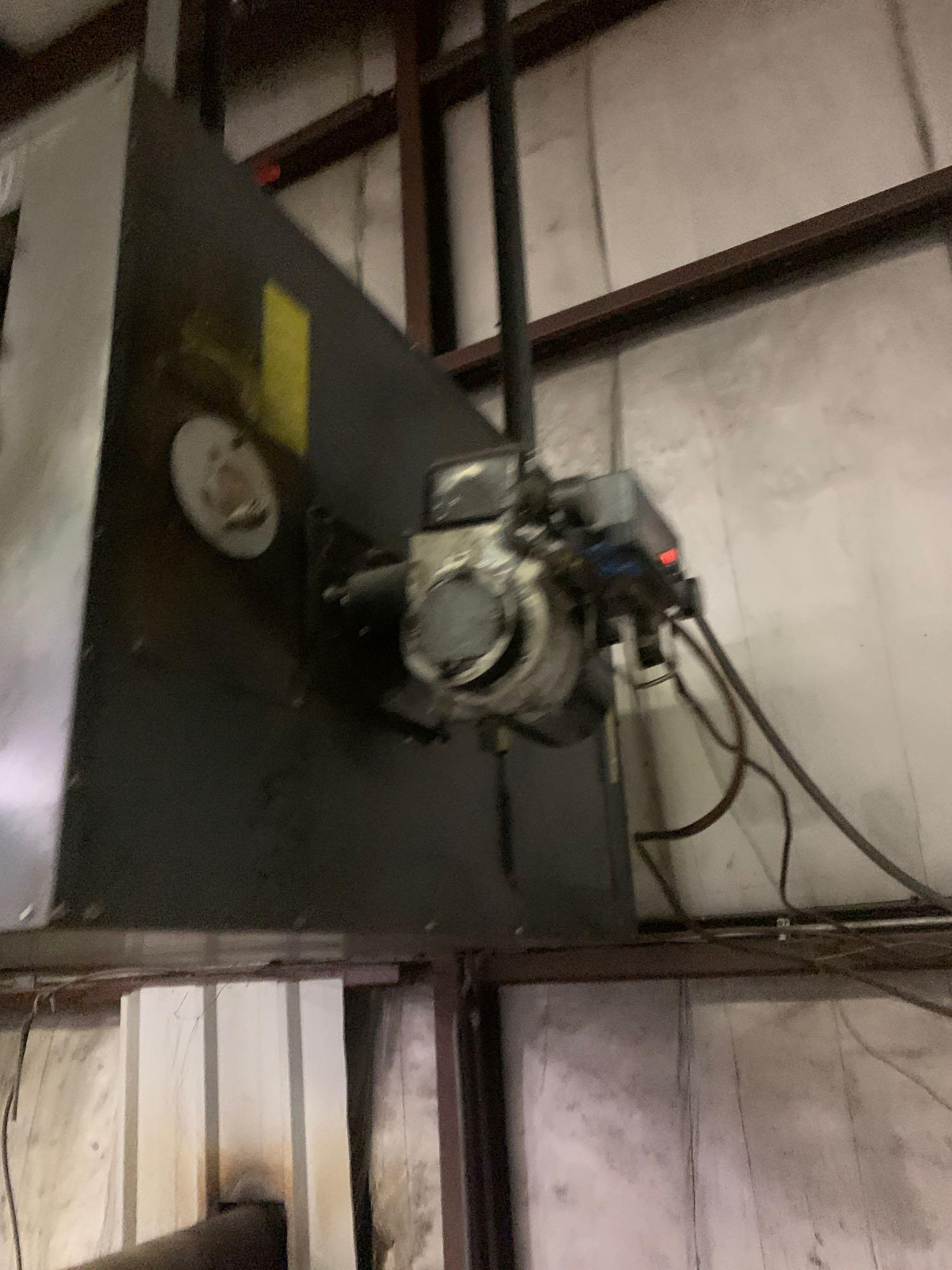 Shenandoah furnace, unit all 3 pieces included. Located in the King Air Hanger