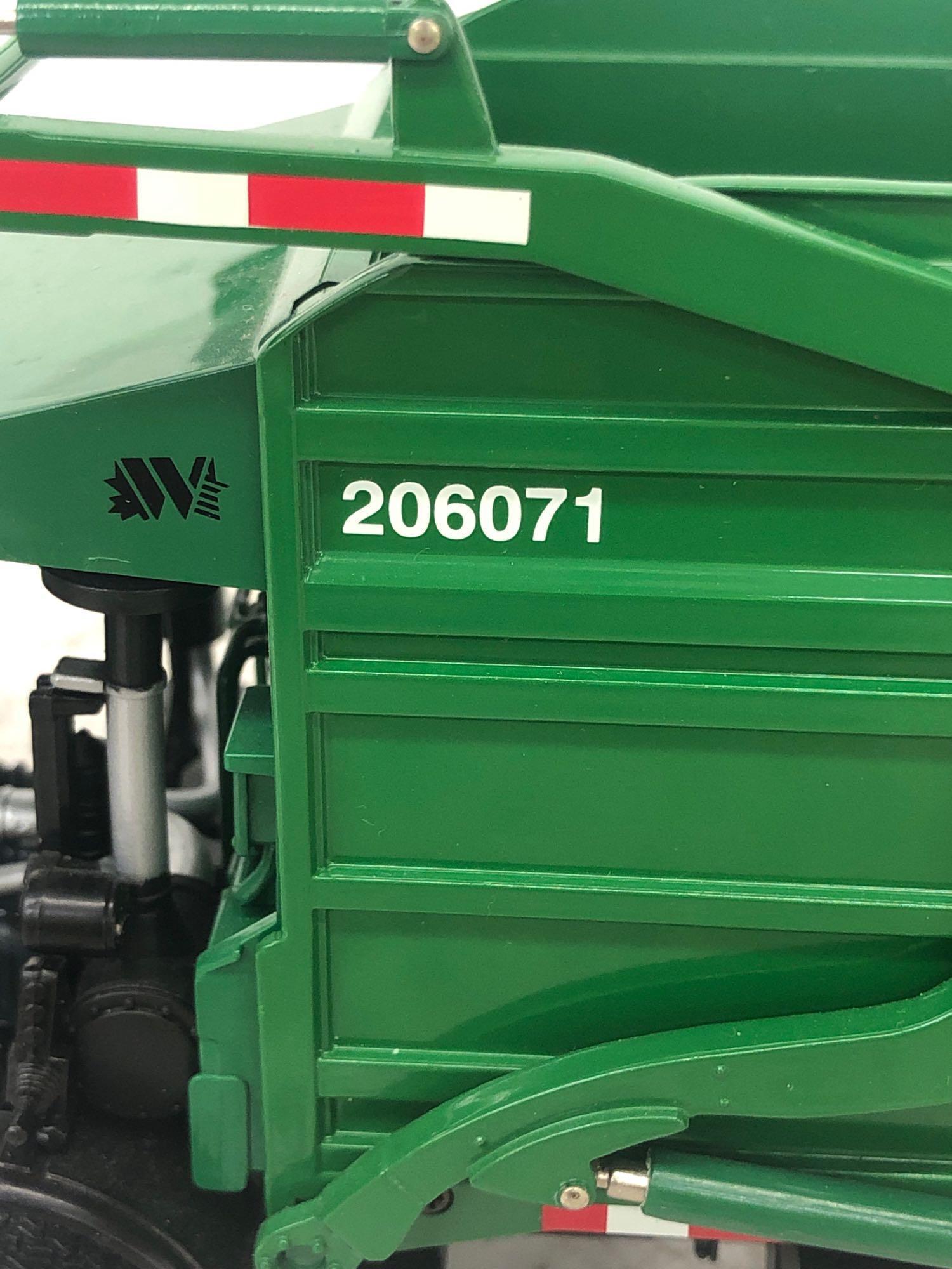 Waste Management 1:34 Scale Die-Cast Metal Replica FIRST gear