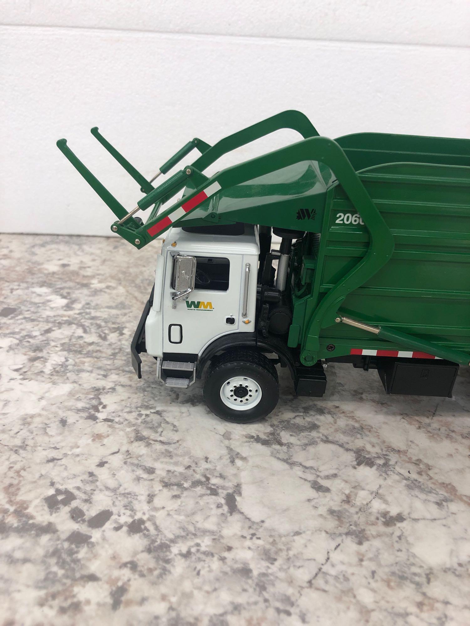 Waste Management 1:34 Scale Die-Cast Metal Replica FIRST gear