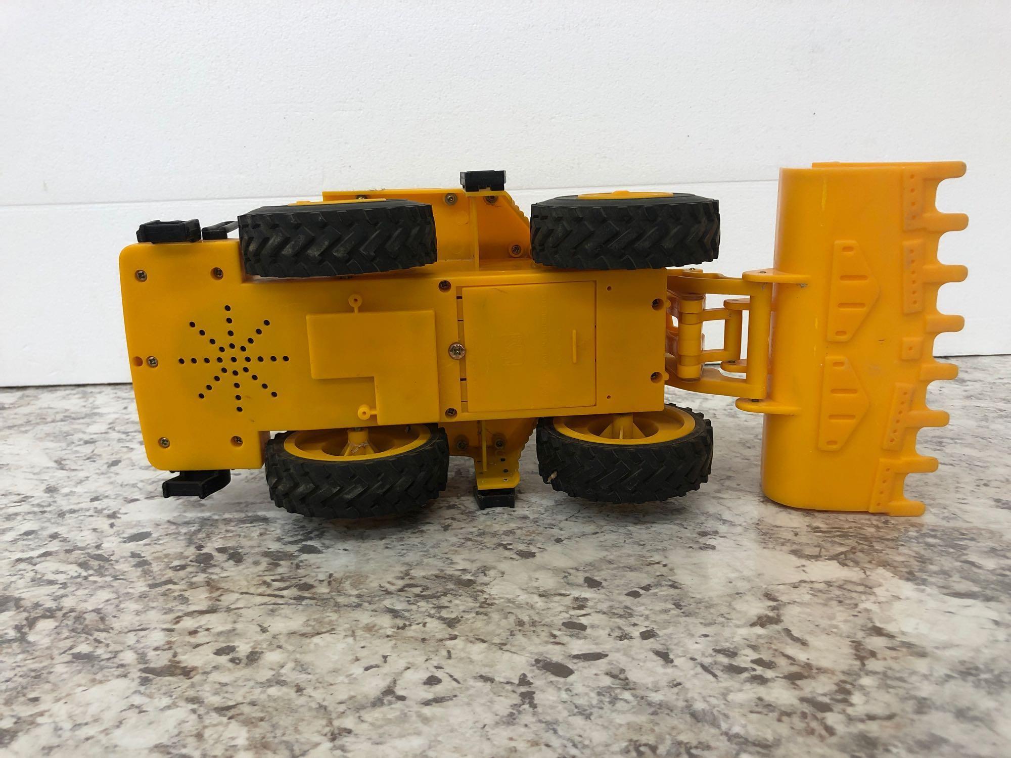 CAT Caterpillar battery operated bulldozer