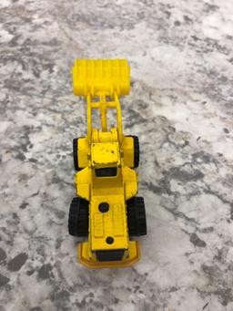 HOT Wheels 1979 Loader, CAT excavator and Dozer