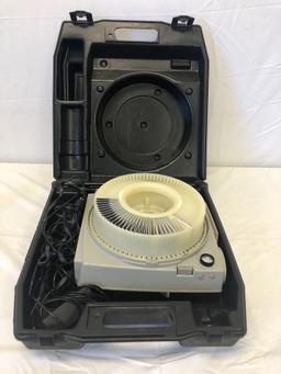 KODAK Ektagraphic slide projector