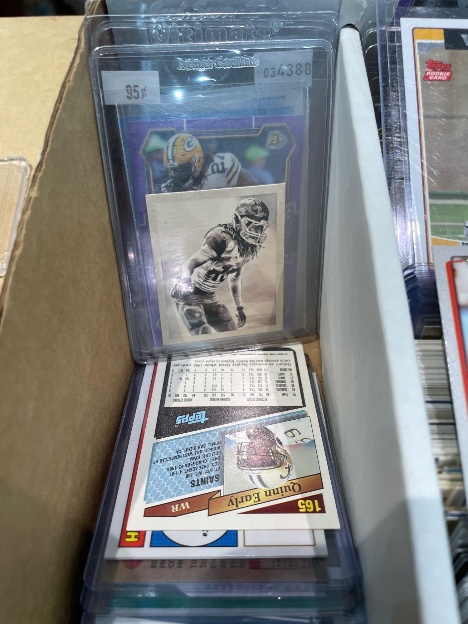 Assorted football cards unchecked