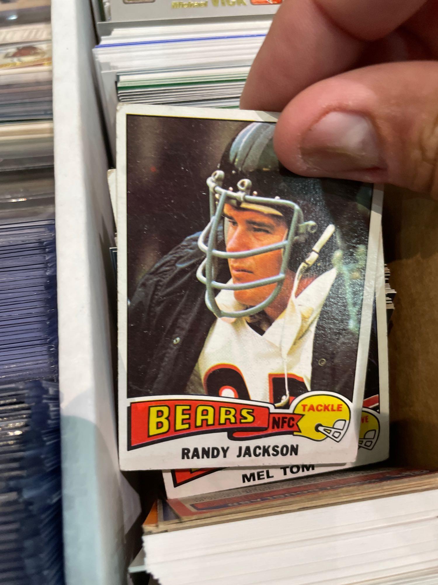 Assorted football cards unchecked