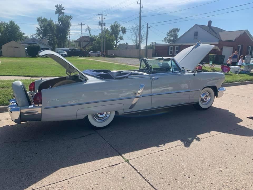 1952 Lincoln Convertible award winning car 1 of 3 in existence!