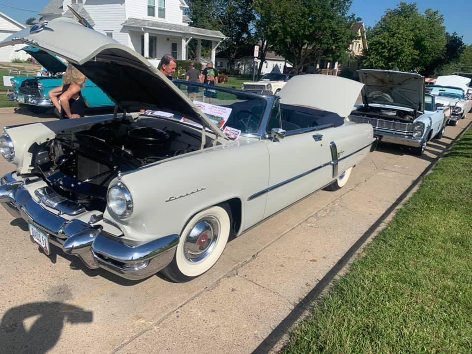 1952 Lincoln Convertible award winning car 1 of 3 in existence!