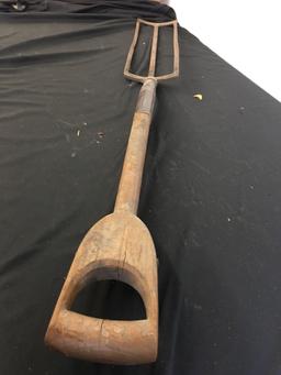 Vintage rare shovel