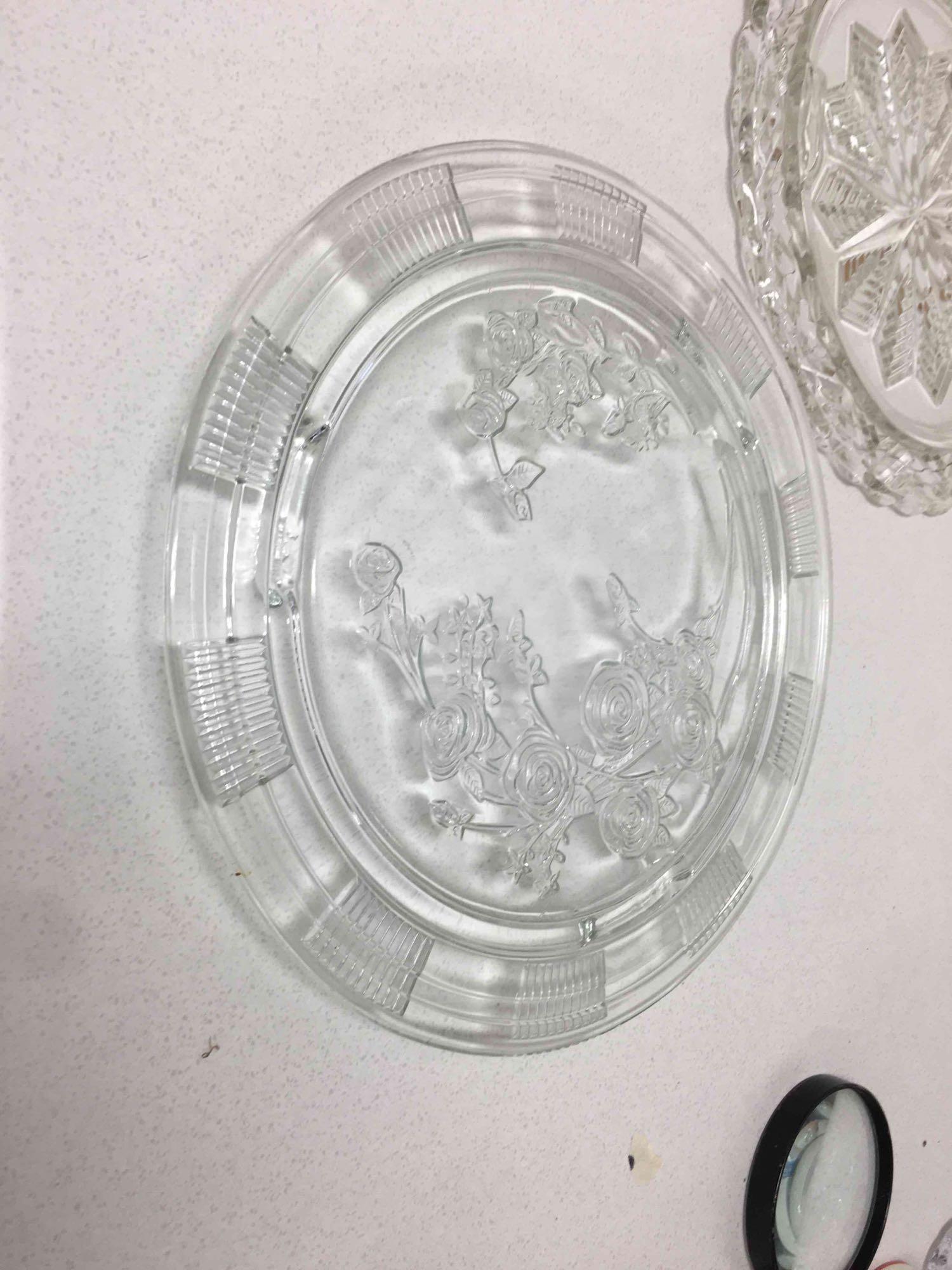 Vintage Cake Plate Footed Clear Pressed Glass Snowflake Pattern 11 ...?