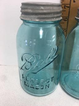 Ball PERFECT MASON - GLASS - pint JAR - bottom number 4?0 -11 w/lid