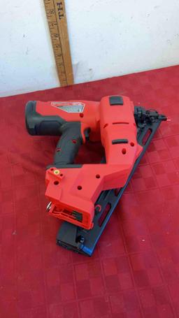 Milwaukee M18 fuel 15 gauge finish nailer ( untested like new ,we don?t have nail For test)